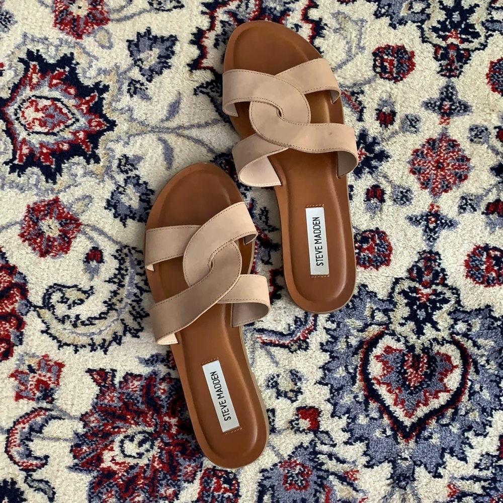Steve Madden SZ 8 Brown Flats